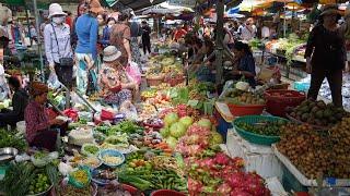 Phsa Boeng Trabek In The Morning - Walk Around & Buy Food In Town Market Of Phnom Penh Cambodia