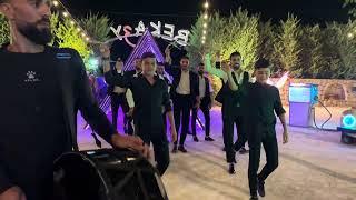 هالفرقة خلت المكرسح يرقص دبكة | فرقة منبع الآساطير  _ المشاهدة حصرا" : Strongest Dabke Lebanese