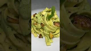 Tagliatelle con crema di zucchine di @jovaebbasta 