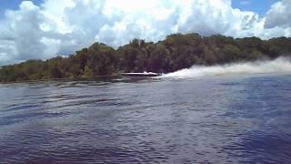 TUFF 28 running the St Johns River in Florida