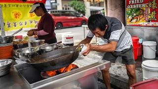 60 Years of Experience Cooking Best Char Kway Teow in Penang !