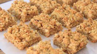 Apple Pie Bars Recipe | Apple Crumble Bars