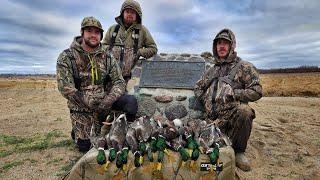 Decoying BIG FLOCKS in Small Marsh (Limits) Duck Hunting 2024