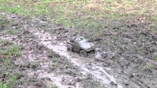 Axial honcho scx10 mudding!!