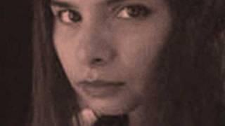 Hope Sandoval & The Warm Inventions - Charlotte