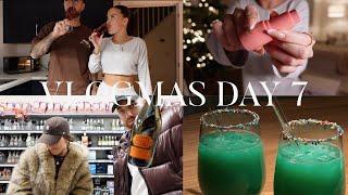 VLOGMAS DAY 7! Christmas cocktails and trying Dominos festive pizza!