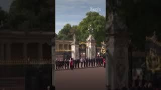 Queen Elizabeth's Personal Staff Line Up to Watch Monarch Pass Buckingham Palace for the Last Time