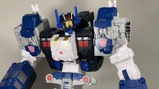 Transformers Legacy Titan Class Cybertron Universe Metroplex Review