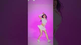 (️Flash Warning) KATSEYE - "Debut" (MAMA 2024) dance break cover @katseyeworld #KATSEYE  #shorts