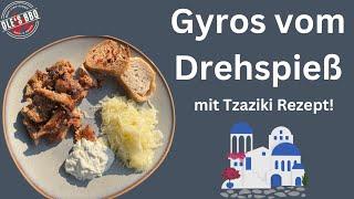 Gyros vom Drehspieß mit selbstgemachtem Tzatziki - Otto Wilde Outdoor Küche #olesbbq