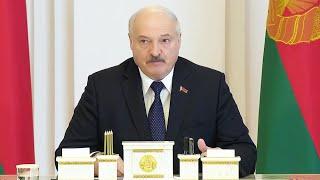 Лукашенко: Ни в коем случае не раскачиваться! Я вас убедительно прошу и требую! // Ход уборочной