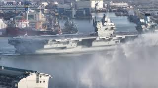 HMS Queen Elizabeth verabschiedet sich