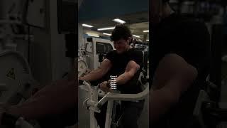 A form of it #gymcontent #motivation #gymshorts #gymcontent #gym #therapy #biceps #fyp #fitness