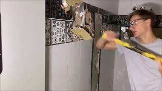 MAJOR BATHROOM DESTRUCTION! COMPLETELY DESROYING EVERYTHING INSIDE! ABANDONED BUILDING DESTRUCTION!