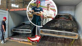 RENATO GARCIA TIROU O DODGE CHARGER DO CONTAINER E FALOU SOBRE O CARRO!!! 