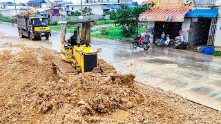 EP03 New UPDATE Dozer KOMATSU D31P very hard work pushing SoilRock in Raining & Dump truck unloading