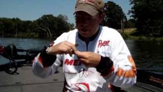 Lake Fork Tackle knot demo by FLW pro Tom Redington