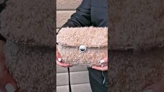 Стильная вязаная сумка на зиму. Сумка на канве из буклированной пряжи #crochetshorts