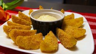 Perfect oven baked snack. Crispy garlic potatoes.