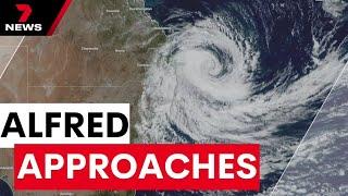 Cyclone Alfred creeps closer to the Queensland coast | 7NEWS