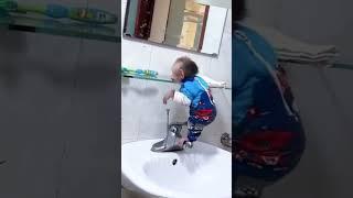 Hello everyone! Baby monkey is very Smart and Cute #familyBibi #Lala #Bibi #typ #Short #reels