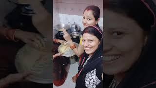 Dil se bandhi ek dor #shorts #saas_bahu_bond #familytime #kitchen masti @wondering mom