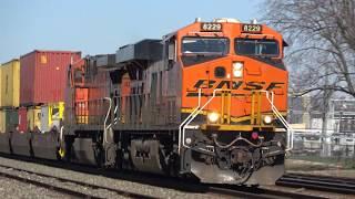 Fast BNSF Double Stack Train 4K Ultra High Definition