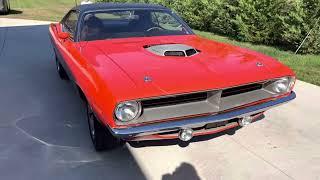 70 Hemi Cuda Cranked listen to the sounds. Corner muscle ￼Car Hunters 