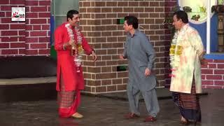ZAFRI KHAN TARIQ TEDI NASIR CHANUTI KA MUQABLA - Best Comedy Scenes  in Stage Drama||Very Funny