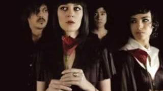 Ladytron - Burning Up