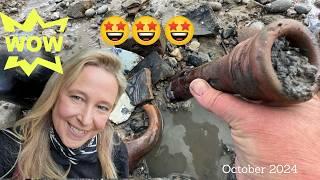 My Heart Skipped A Beat When I Saw This! Can You See What It Is?! Mudlarking The Thames at Low Tide