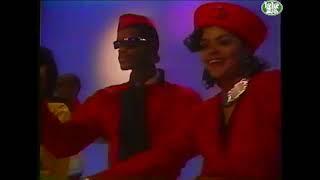 The Dance Connection TV show (1987) dancers + music videos with host Moon Man