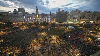 Thousands protest in Valencia against Spanish authorities' response to flooding