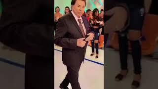 SILVIO SANTOS SEMPRE VAI ESTA ALEGRANDO OS NOSSOS DOMINGOS ETERNAMENTE!