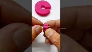 How to use the Foam Winders to tie hooks #fishingtackle #fishinghook #fishingtips