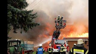 Legau | Mehrere Millionen Schaden bei Großbrand in Legau – Landwirtschaft steht in Flammen