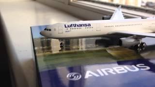 PHOENIX - LUFTHANSA A340-300 1/400 REVIEW