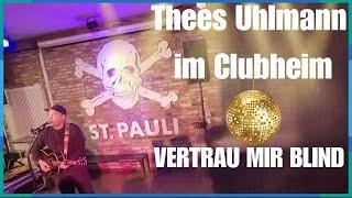 ⋆｡  Nur 120 Tickets! Thees Uhlmann rockt das Clubheim des FC St. Pauli mit Best of Album Premiere!