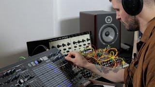 Blawan reviews the Arturia Matrixbrute