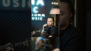 BUNGA DAHLIA - MANSYUR S. (COVER ACOUSTIC) ZINIDIN ZIDAN FEAT TRI SUAKA