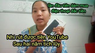 414.Niềm vui mừng khi rút được tiền YouTube, đầu tư một cái điện thoại mới, nấu Nồi lẩu Tôm.