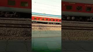 #Train#video#superfast#entertainment#youtubeshorts#shorts#viral#train#India#public#train#official