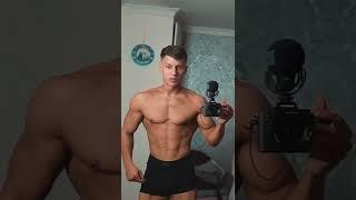 One Day Out! First Bodybuilding Show - Part 2