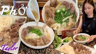 Phở Bò - Hãy Xem Tại Sao Phở Của Taylor Thơm Ngon Sạch Chuẩn Vị 0 Thua Ngoài Tiệm - Beef Noodle Soup