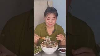 ĂN SÁNG BÚN BÒ MỜI CÁC BẠN