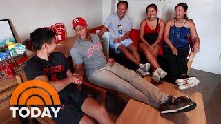 Craig Melvin helps Rutgers freshman move into his dorm