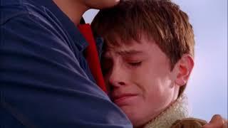 Smallville 2x08 - Clark and Ryan last goodbye