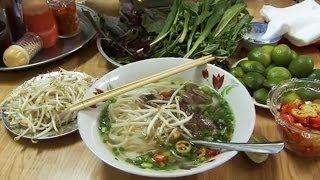 How to make Vietnamese Pho Bo