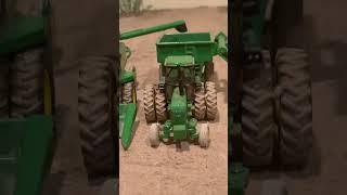 1/64 John Deere