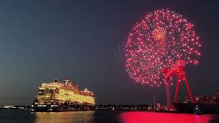 MEIN SCHIFF 7 Feuerwerk Schiffstaufe in Kiel / Kieler Förde 22.6.2024